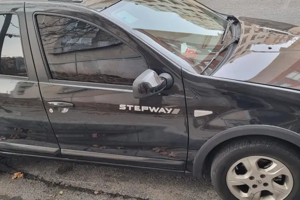 رنو، ساندرو