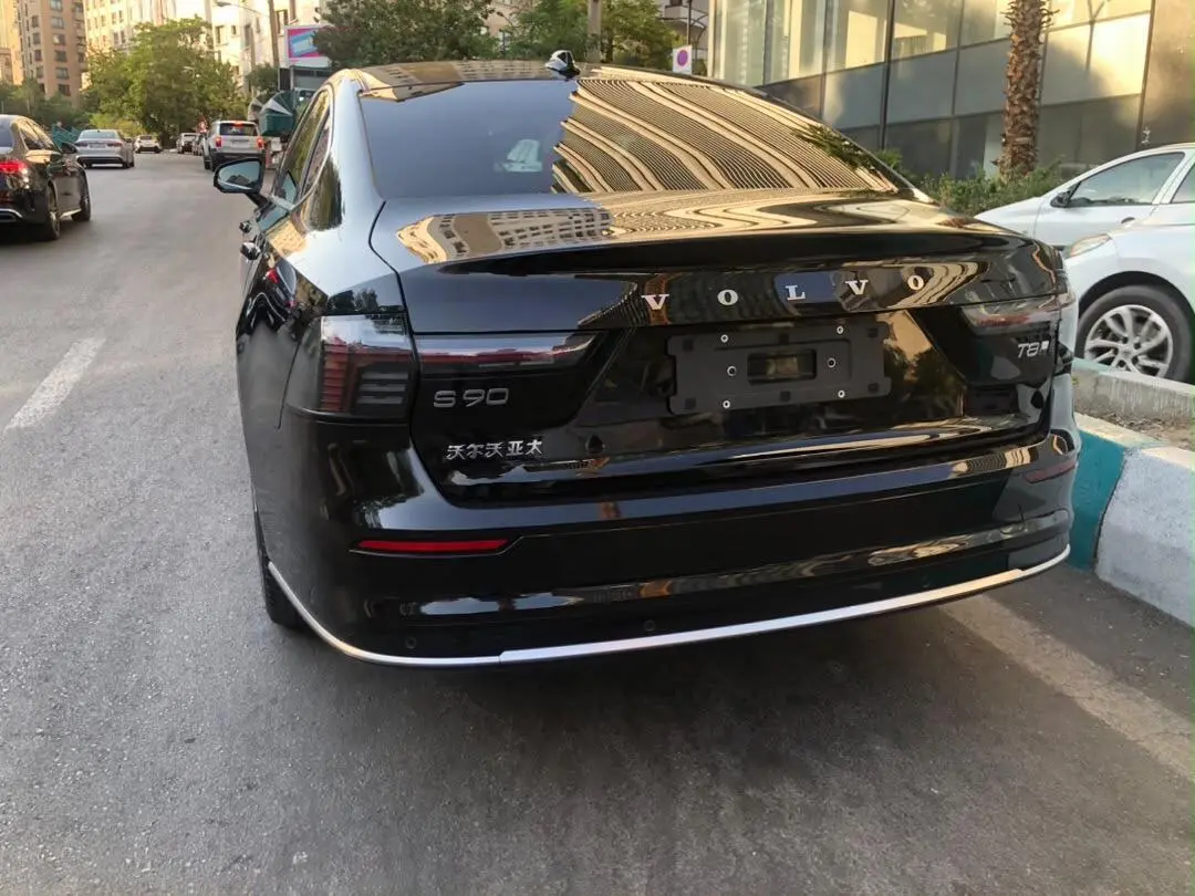 ولوو،  S90