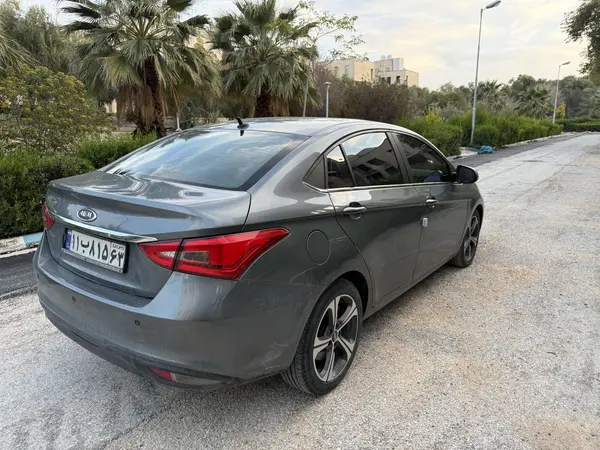 چری، آریزو 5T