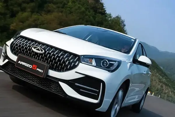 ام وی ام  M5 پرو