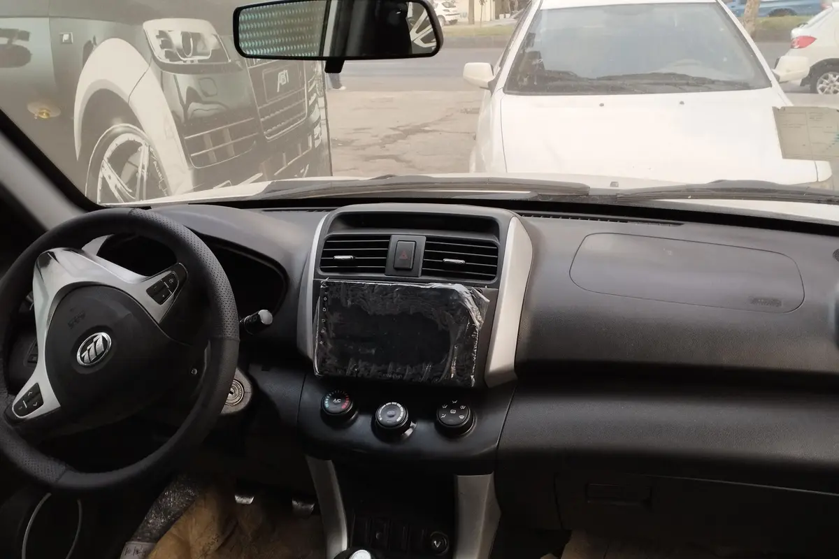لیفان  X60