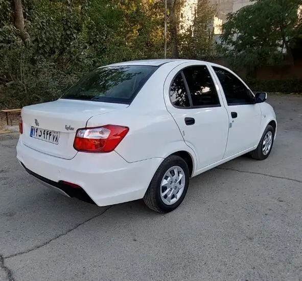 ساینا،  S