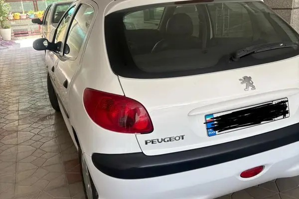 پژو  206