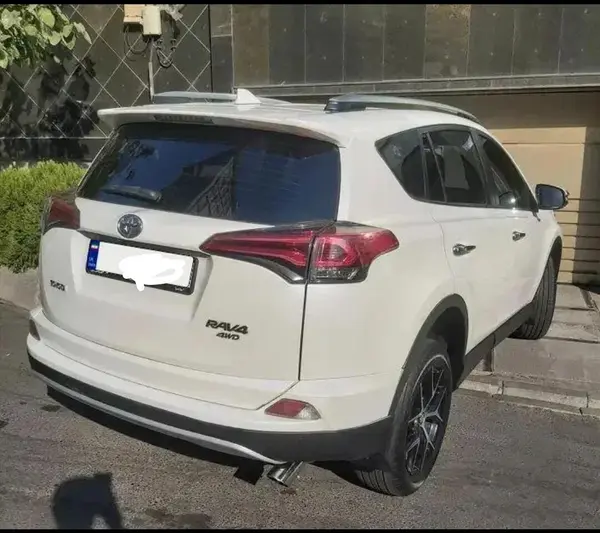 تویوتا، راوفور