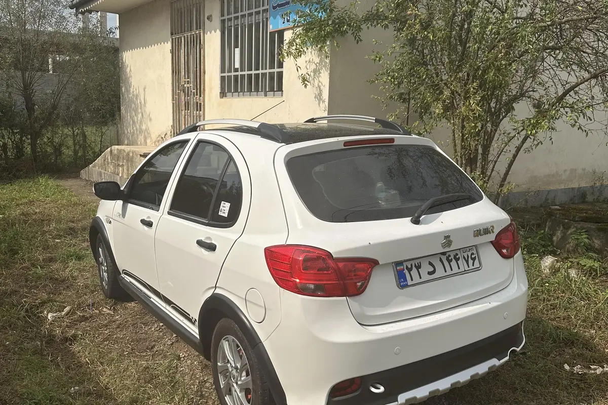 کوییک،  دنده ای R