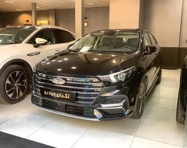 فونیکس، آریزو 6 پرو