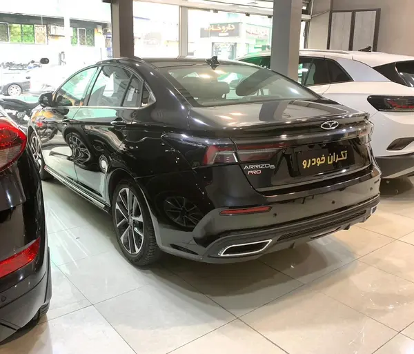 فونیکس، آریزو 6 پرو