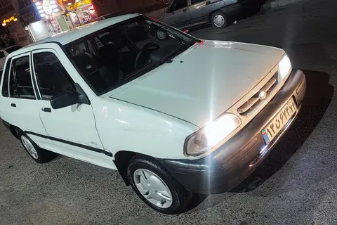 پراید، صندوق دار