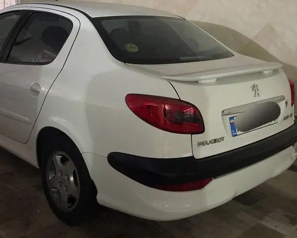 پژو، 207 صندوقدار