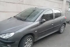 پژو، 206