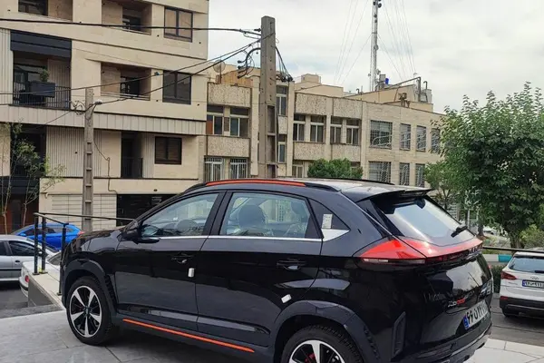 ام وی ام، X33 کراس