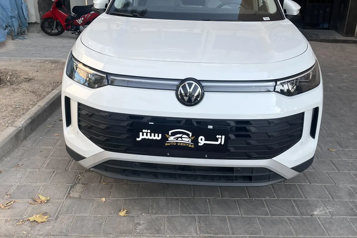 فولکس،  تایرون L