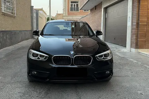 ب ام و، سری 1 هاچ بک
