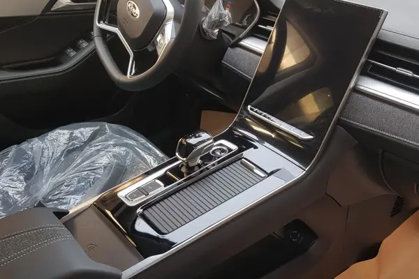 پیش فروش کی ام سی، J7