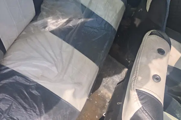 پیکان، سدان