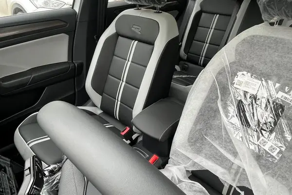 فولکس، تی راک