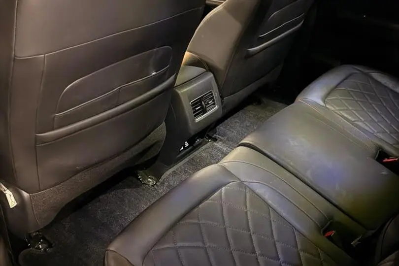 کی ام سی،  T9