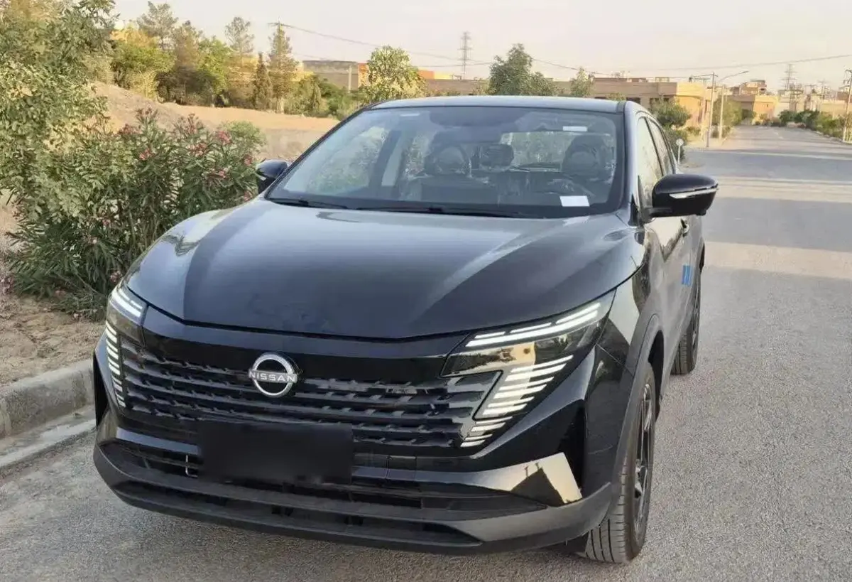 نیسان،  قشقایی
