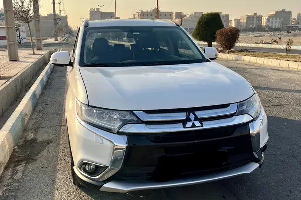 میتسوبیشی، اوتلندر