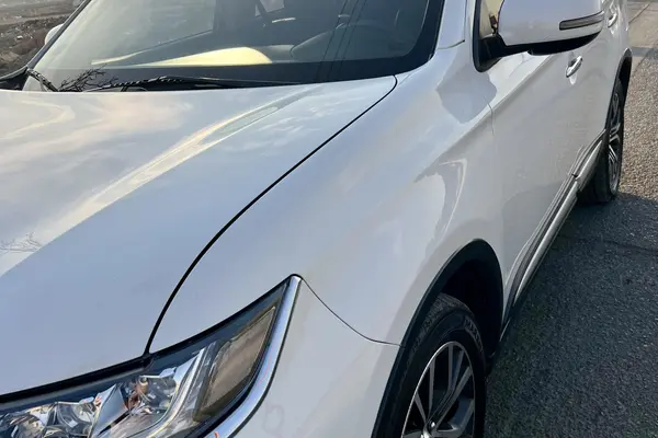 میتسوبیشی، اوتلندر