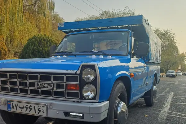 زامیاد، وانت نیسان