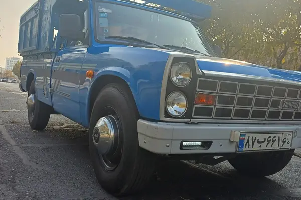 زامیاد، وانت نیسان