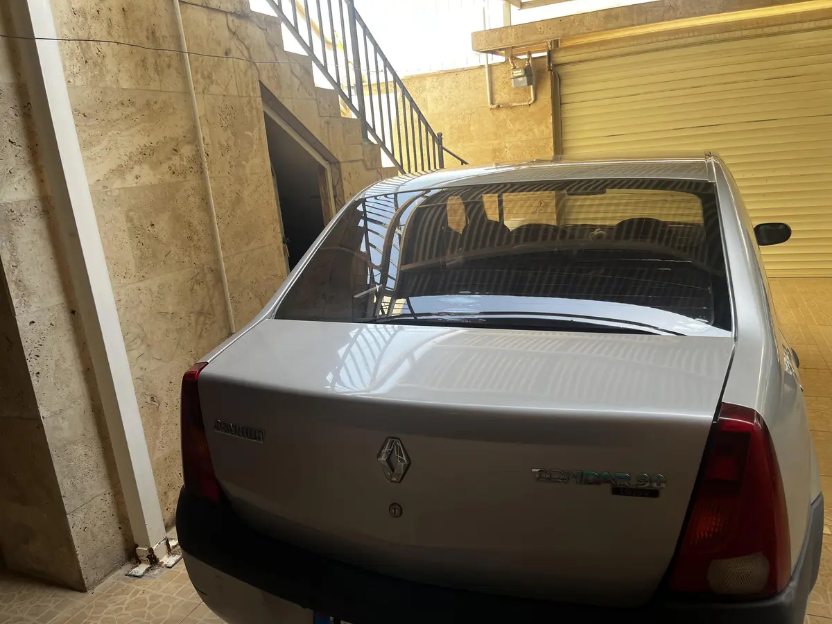 رنو،  تندر 90