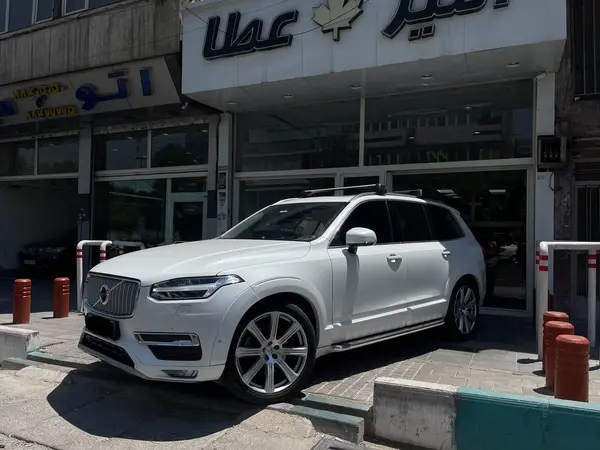 ولوو  XC90