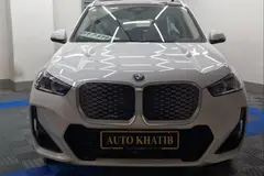 ب ام و، iX1