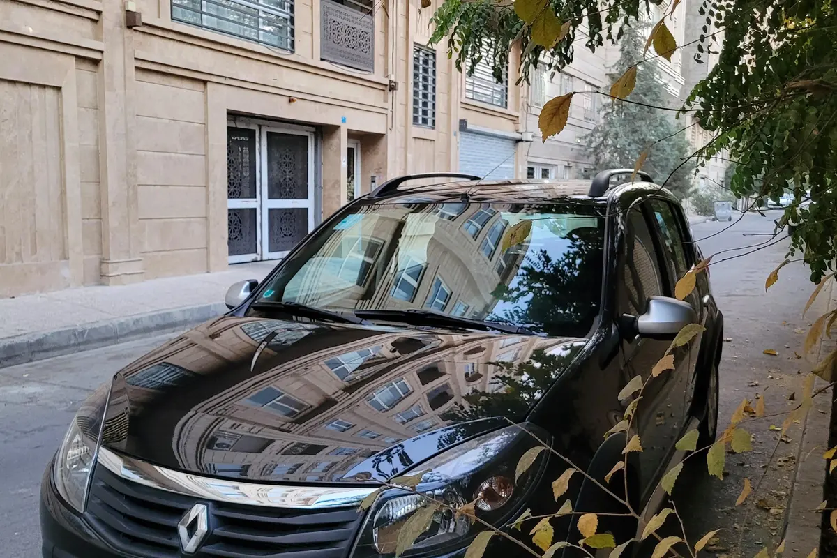 رنو،  ساندرو استپ وی