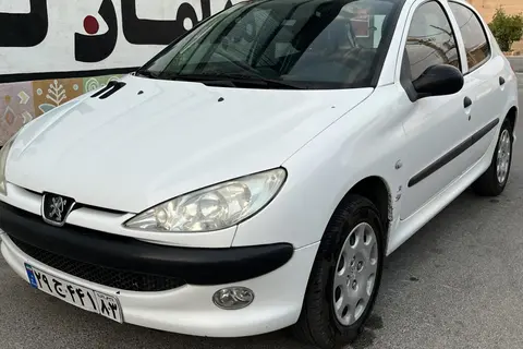 پژو، 206