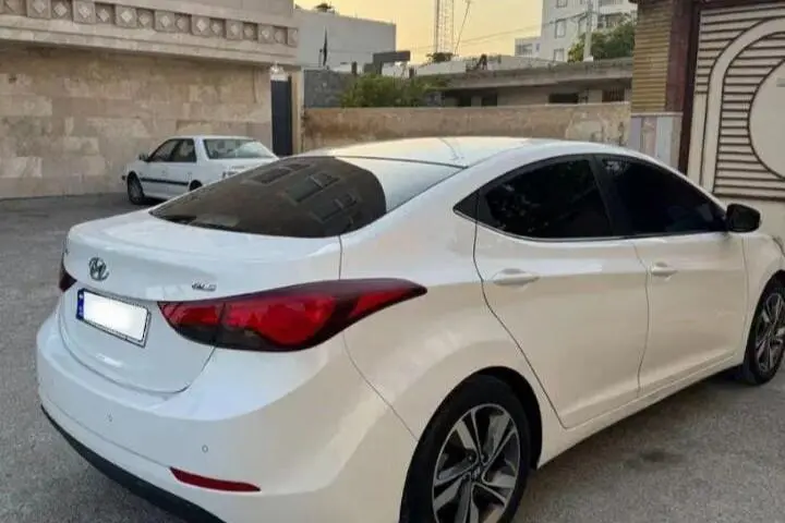 هیوندای،  النترا