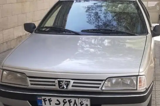پژو،  405