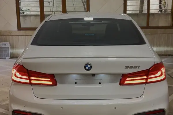 ب ام و، سری 5 سدان