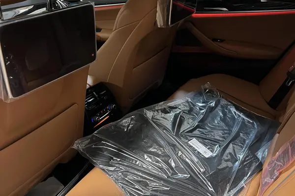 ب ام و، سری 5 سدان