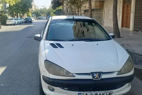 پژو، 206 SD