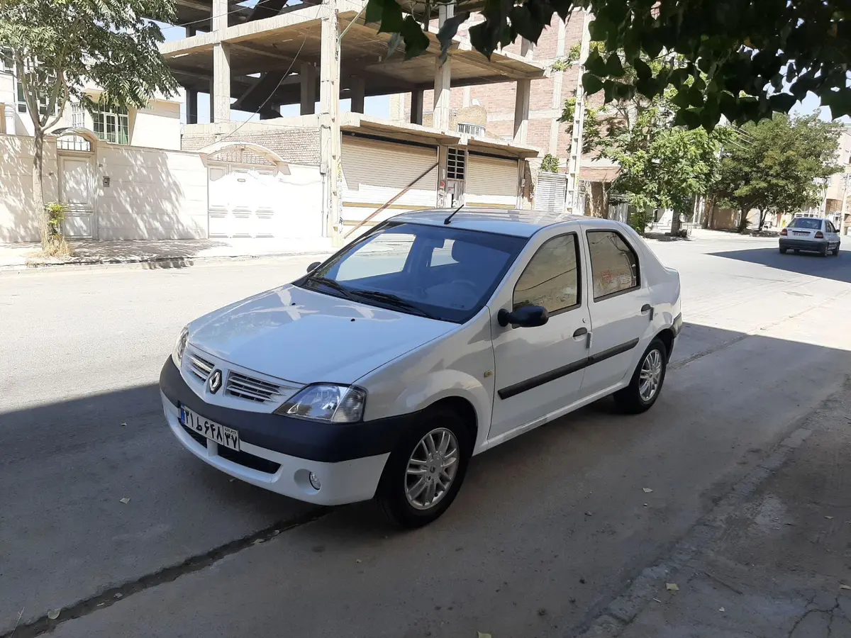 رنو،  پارس تندر