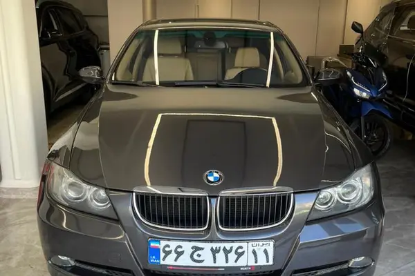 ب ام و، سری 3 سدان