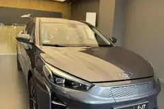 پیش فروش کی ام سی، eJ7