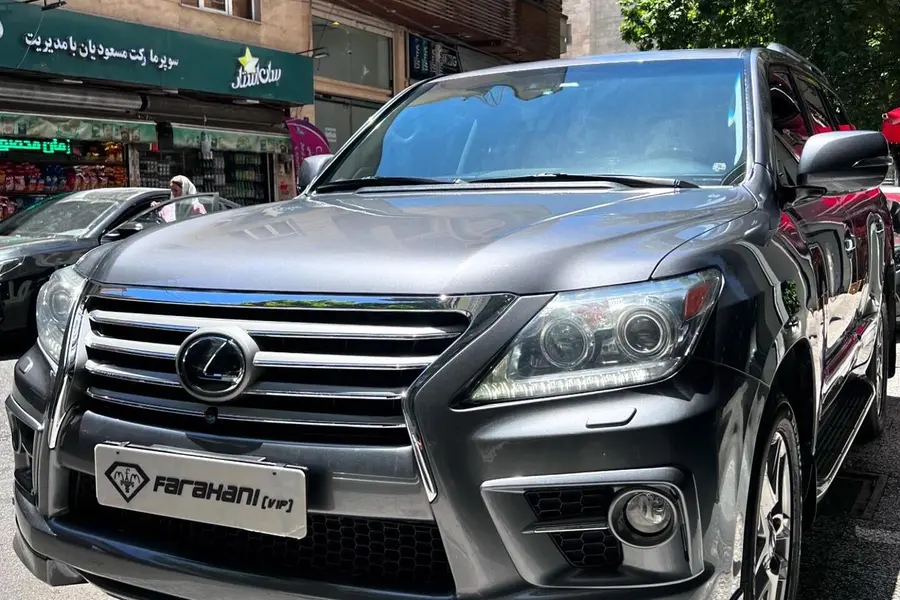 لکسوس، LX