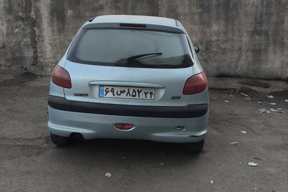 پژو،  206