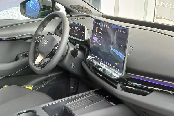 فولکس، آی دی یونیکس