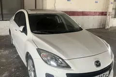 مزدا، 3 نیو صندوق دار
