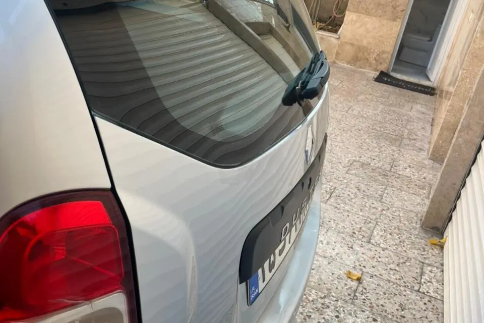 رنو،  داستر