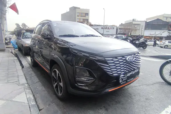 ام وی ام  X33 کراس