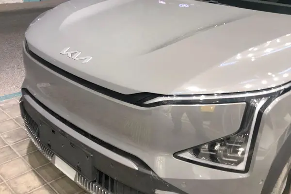 کیا، EV5