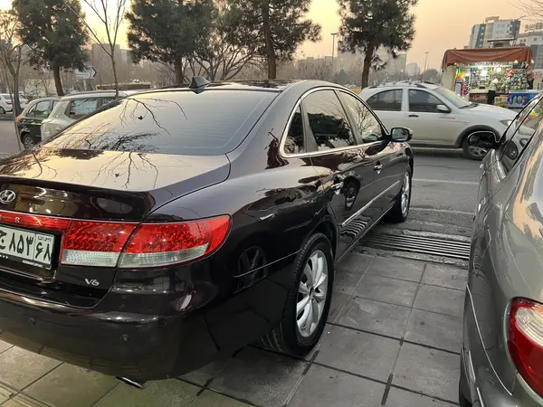 هیوندای، آزرا (گرنجور)