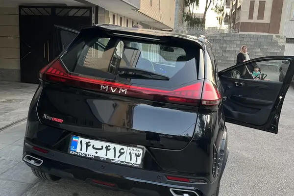 ام وی ام  X33 کراس