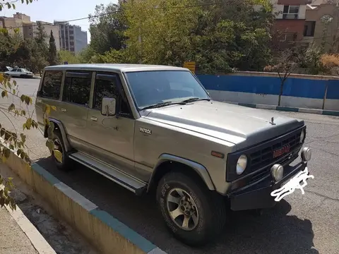 نیسان، پاترول چهار در