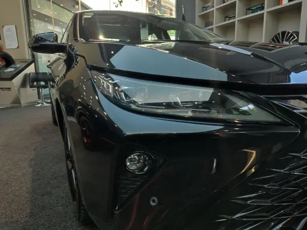 فونیکس، آریزو 6 جی تی (Z6 GT)